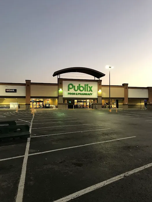 Publix Super Market at Oakwood Commons 2