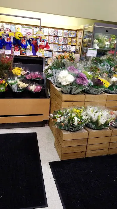 Publix Super Market at Oakwood Commons 0