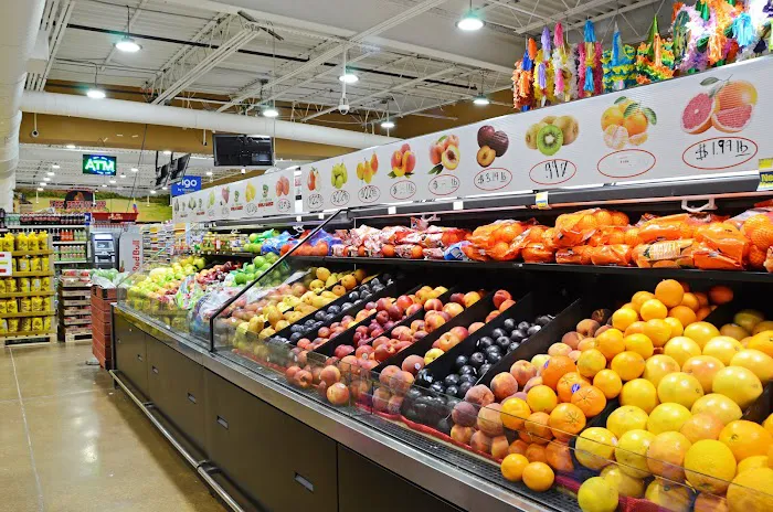 LOS PAISANOS WORLD MARKET 7
