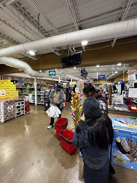 LOS PAISANOS WORLD MARKET 5