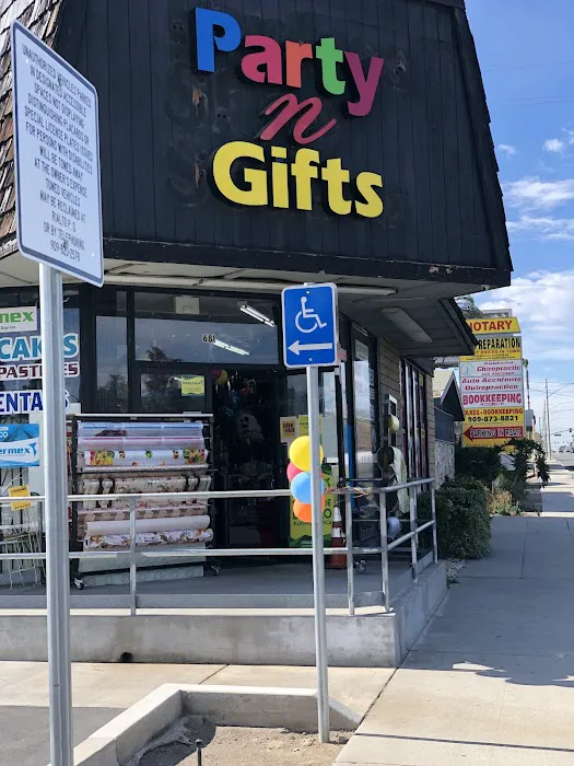 Party n Gifts (Dollar Store) 3