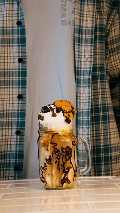 Surf's Up Coffee and Candle 0
