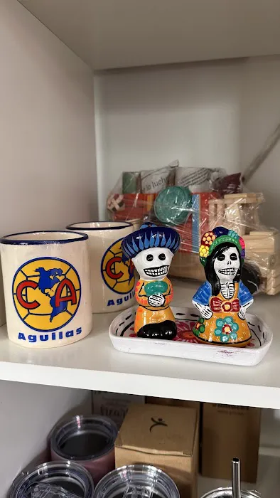 Emma’s Gift Shop & Jewelry 8