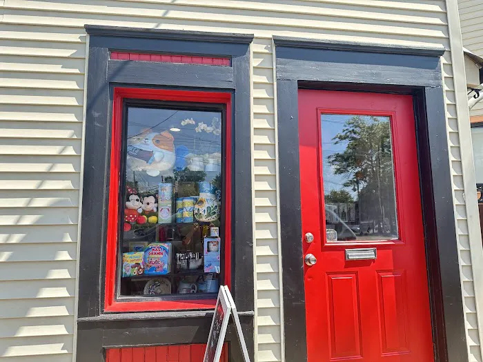 Emma’s Gift Shop & Jewelry 7