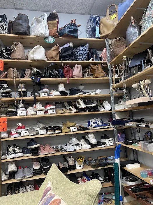 AZ Thrift LLC 9