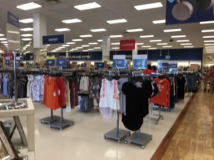 Marshalls & HomeGoods 2
