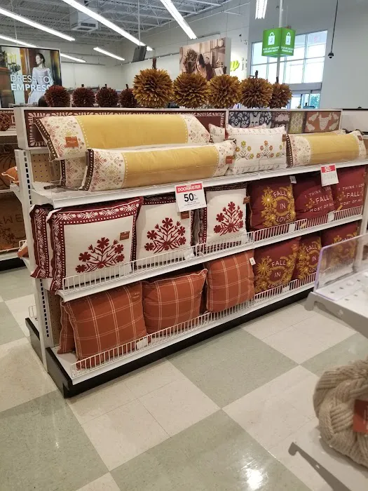 JOANN Fabric and Crafts 1
