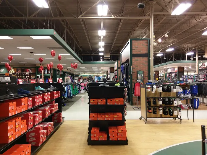 DICK'S Sporting Goods 6