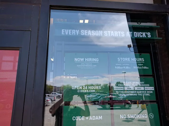 DICK'S Sporting Goods 2