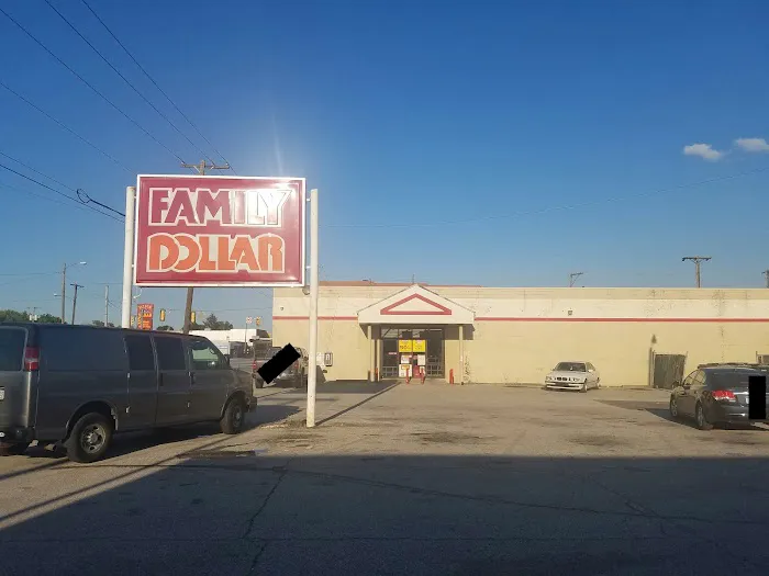 Family Dollar 1