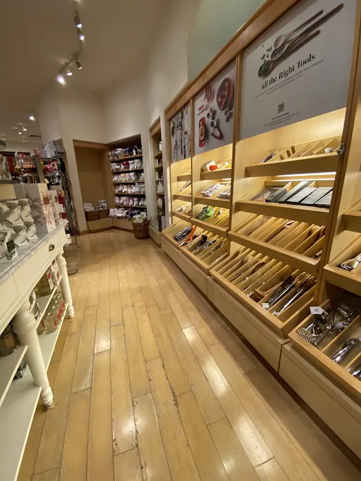 Williams-Sonoma 5