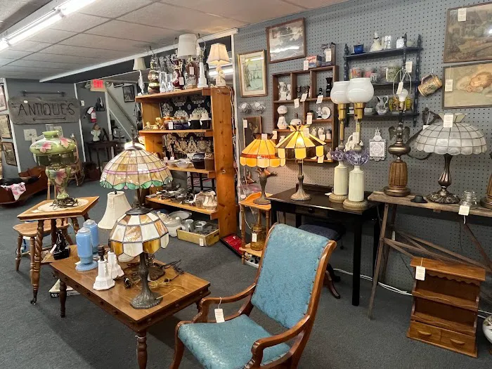 Sandusky Street Antiques and Design 3