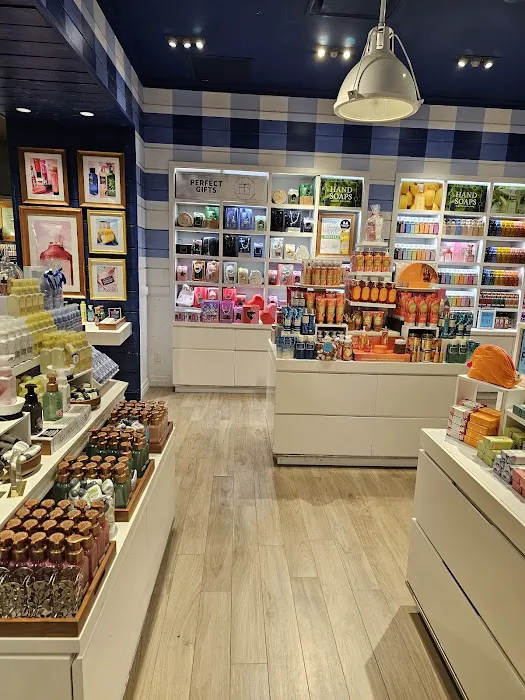 Bath & Body Works 2