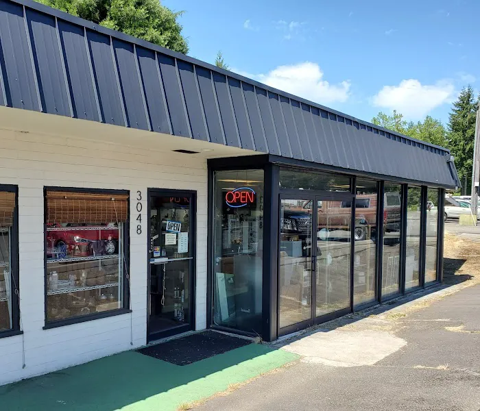 Antique Peddlers Mall 6