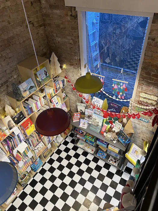 Browsers Bookshop 9