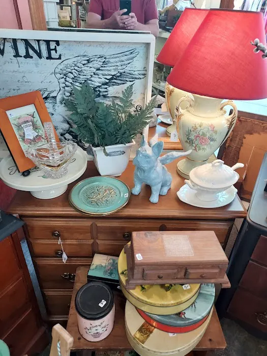 Fifth Avenue flea market 5