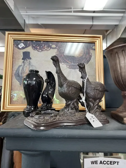 Fifth Avenue flea market 3