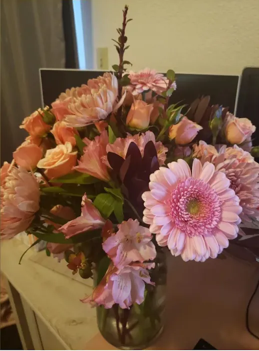 Capitol Florist 7