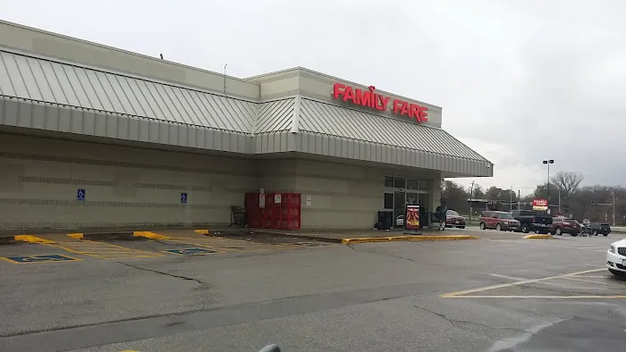Family Fare Supermarket 0