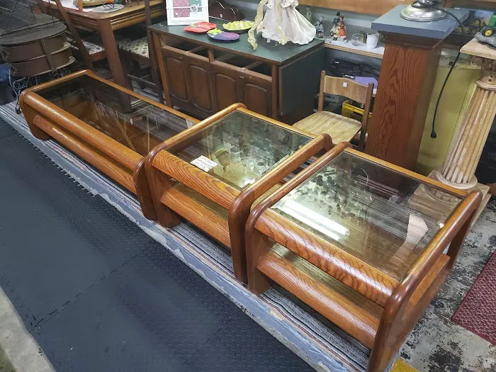 Lake Manawa Antique Mall 4