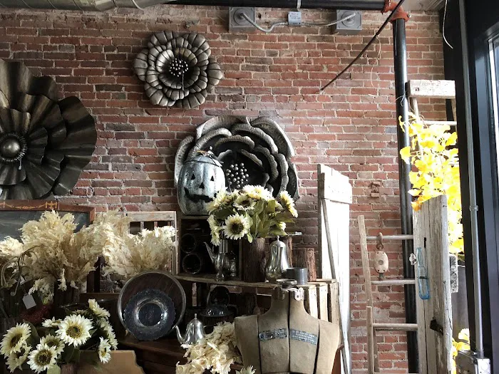 Bloom Works Floral 0