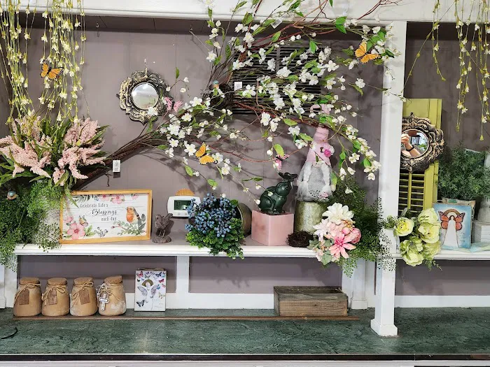 Corum's Flowers & Gifts 3