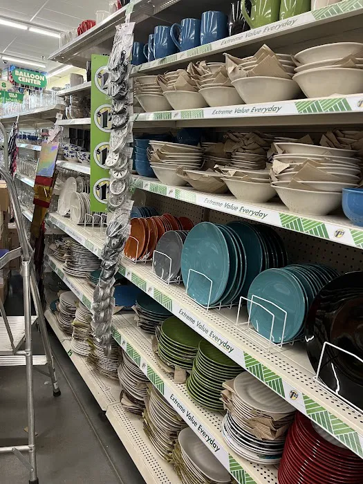 Dollar Tree 1