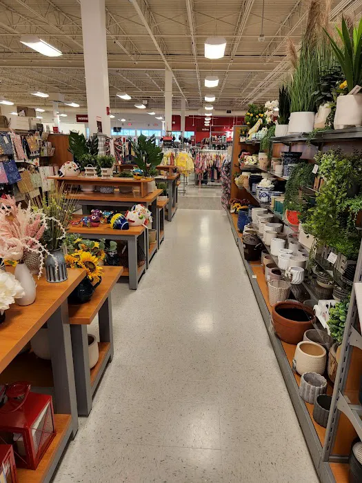 T.J. Maxx 0