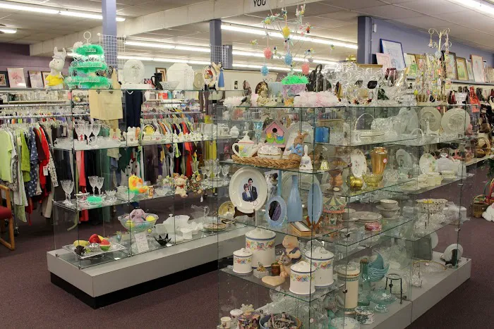 Community of Christ Thrift Store and Food Pantry 9