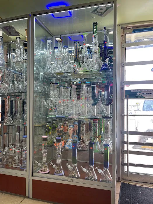 Tobacco Vape & Glass 6