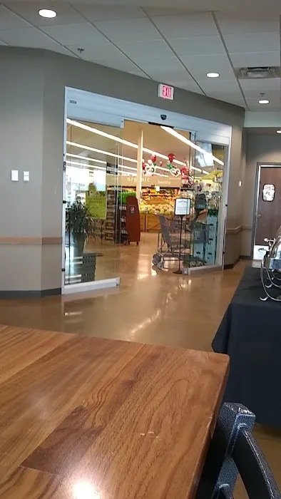 Hy-Vee Grocery Store 8