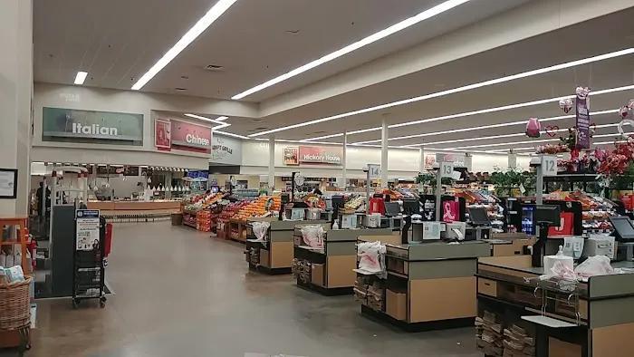 Hy-Vee Grocery Store 9