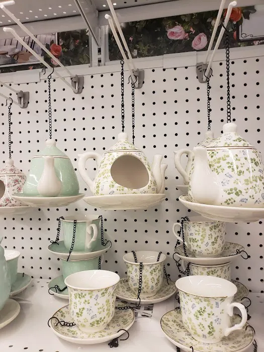 JOANN Fabric and Crafts 4