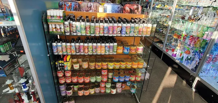 Tobacco & Vapor 5