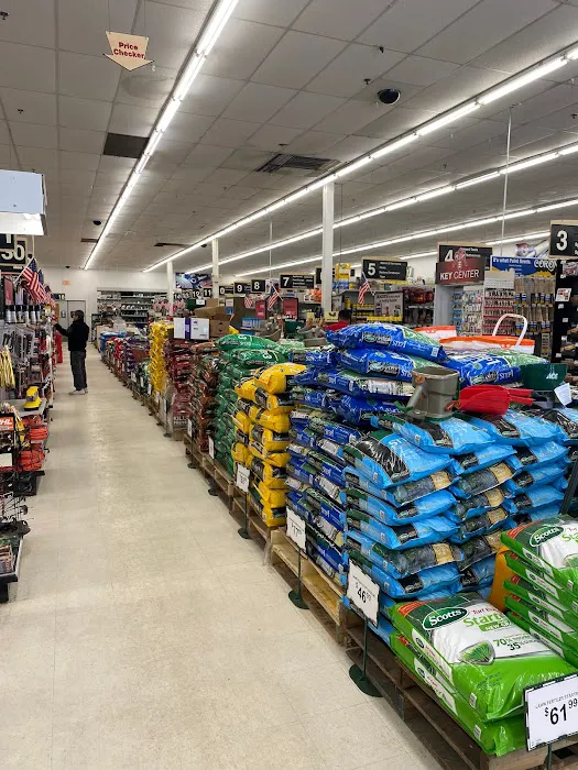 Rocky's Ace Hardware 4