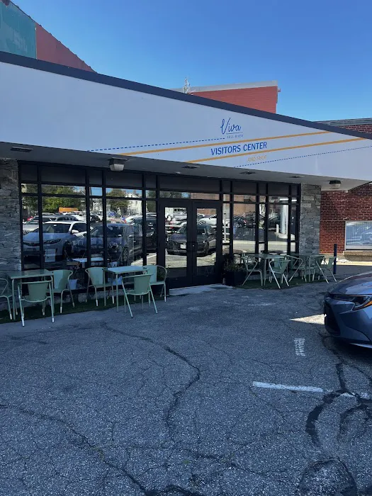 Viva Fall River Visitors Center and Shop 4
