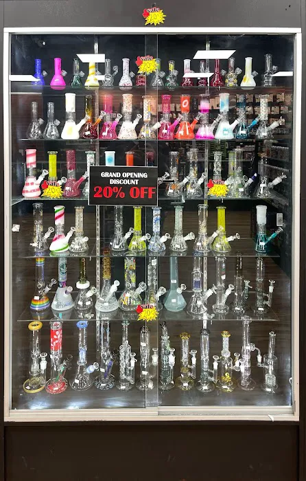 Smoke Junction (Vape, Smoke Shop, Water pipe, Peanuts, Grinders, Hookah, Puff Bar, E-Juice, Accessories, E-cig, Tobacco) 6