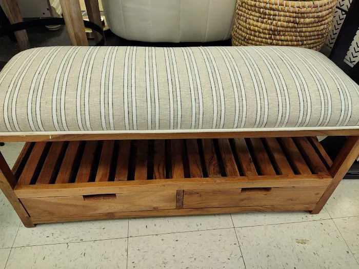 T.J. Maxx & HomeGoods 7