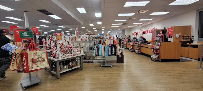 T.J. Maxx & HomeGoods 0
