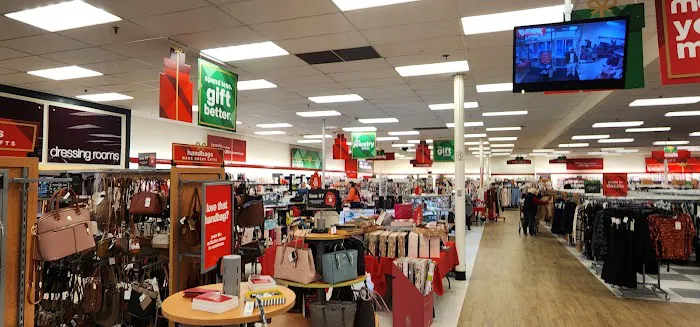 T.J. Maxx & HomeGoods 3