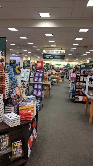 Barnes & Noble 5