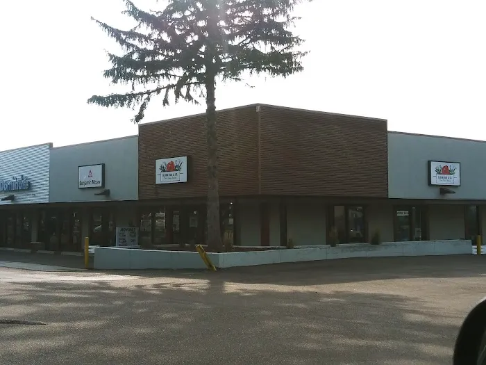 Bloom Bar & Co. 0