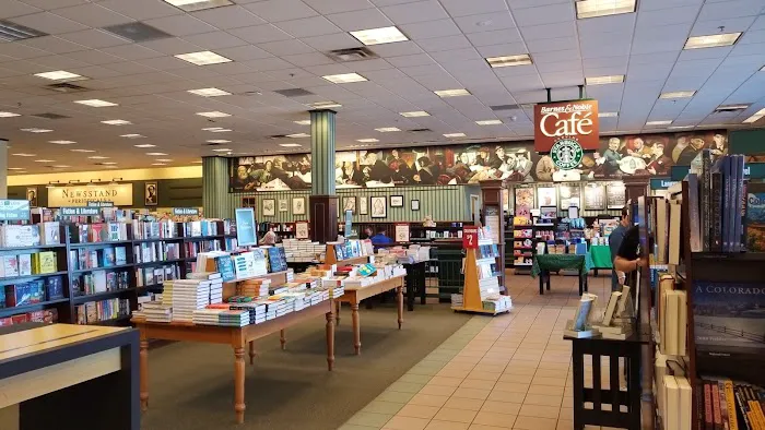 Barnes & Noble 5
