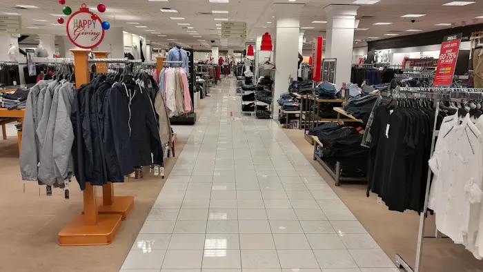 Macy's 0