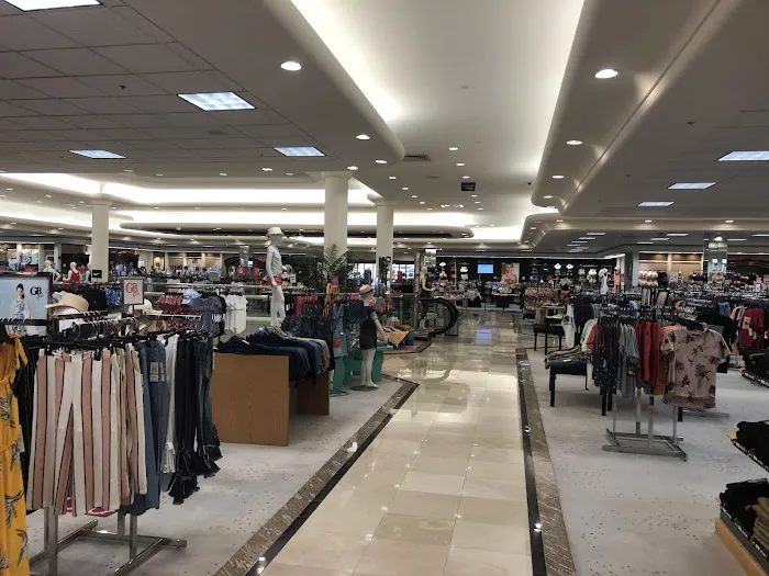 Dillard's 4