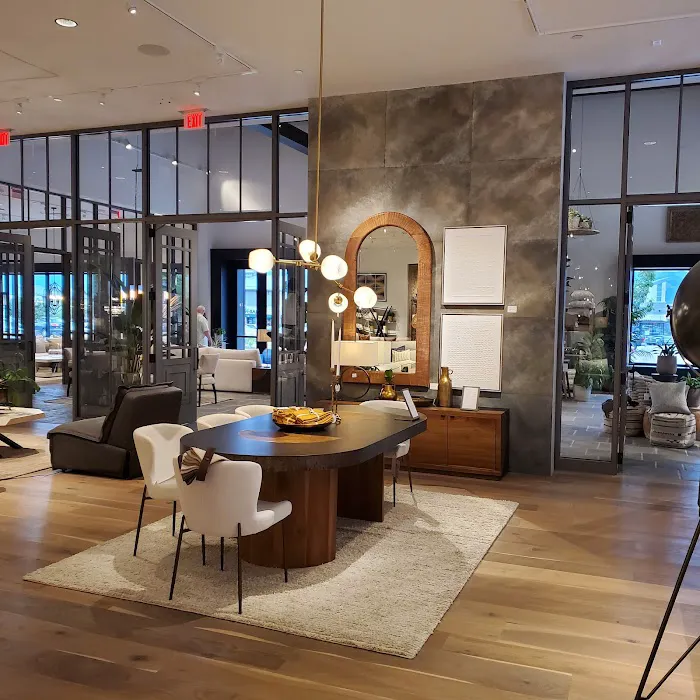 Arhaus 1