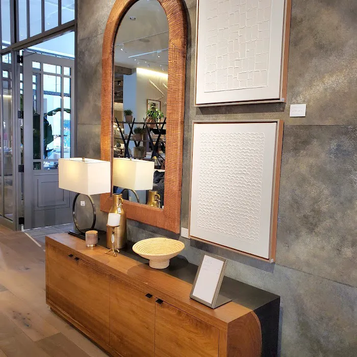 Arhaus 4