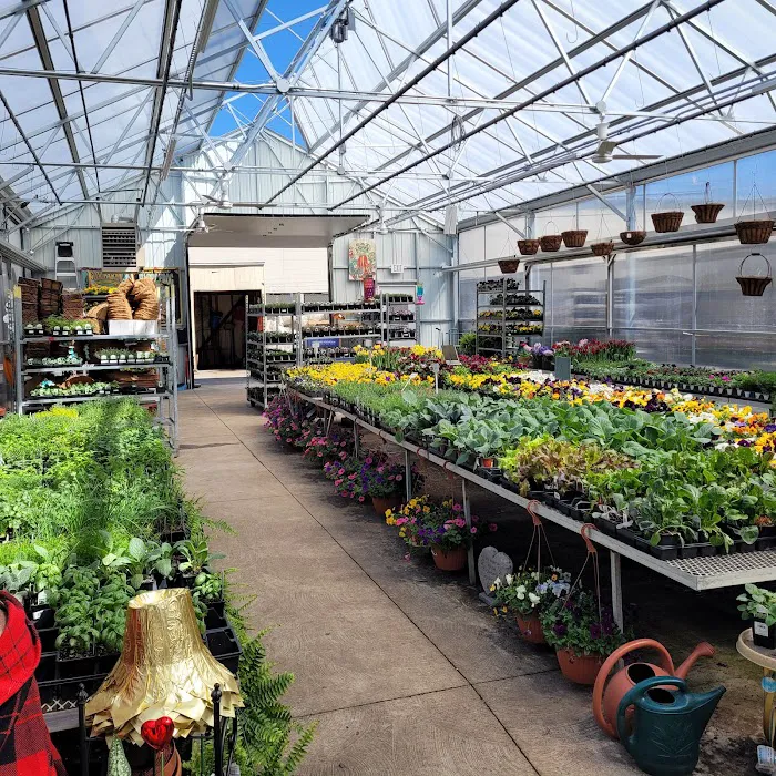 Strader's Garden Center 0