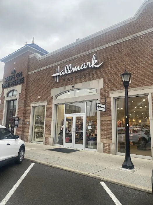 Karen's Hallmark Shop 3