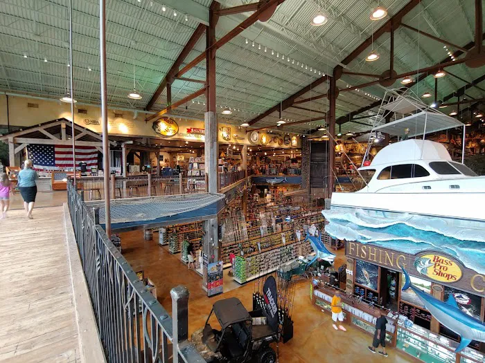 Bass Pro Shops 8